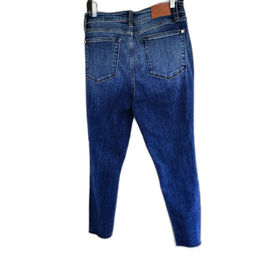 Judy Blue High Rise Distressed Skinny Jeans Raw Hem Size 11/30 - Picture 2 of 9